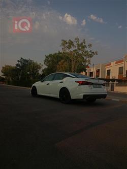 نيسان ألتيما